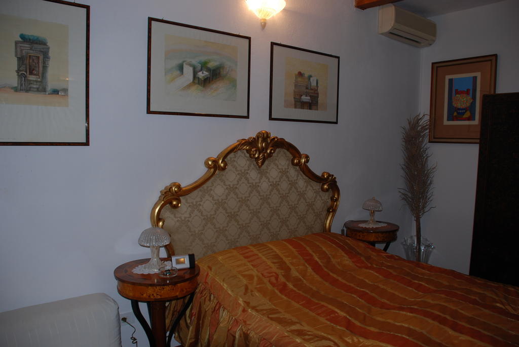 Villa Giulia Islaz Bilik gambar