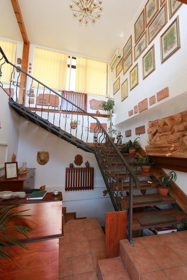 Villa Giulia Islaz Luaran gambar